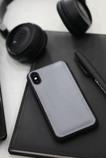 Guard - Guard Gray Leather iPhone X / XS Phone Case