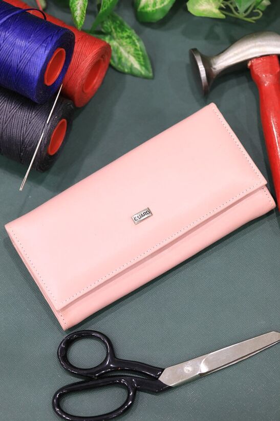 Guard Pink Leather Women's Wallet