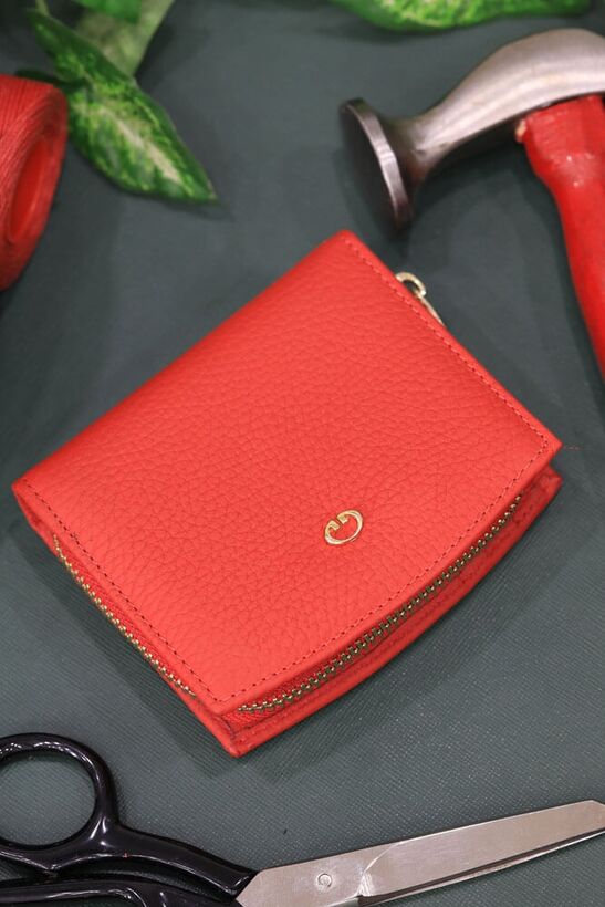 Guard Red Women's Wallet with Coin Compartment